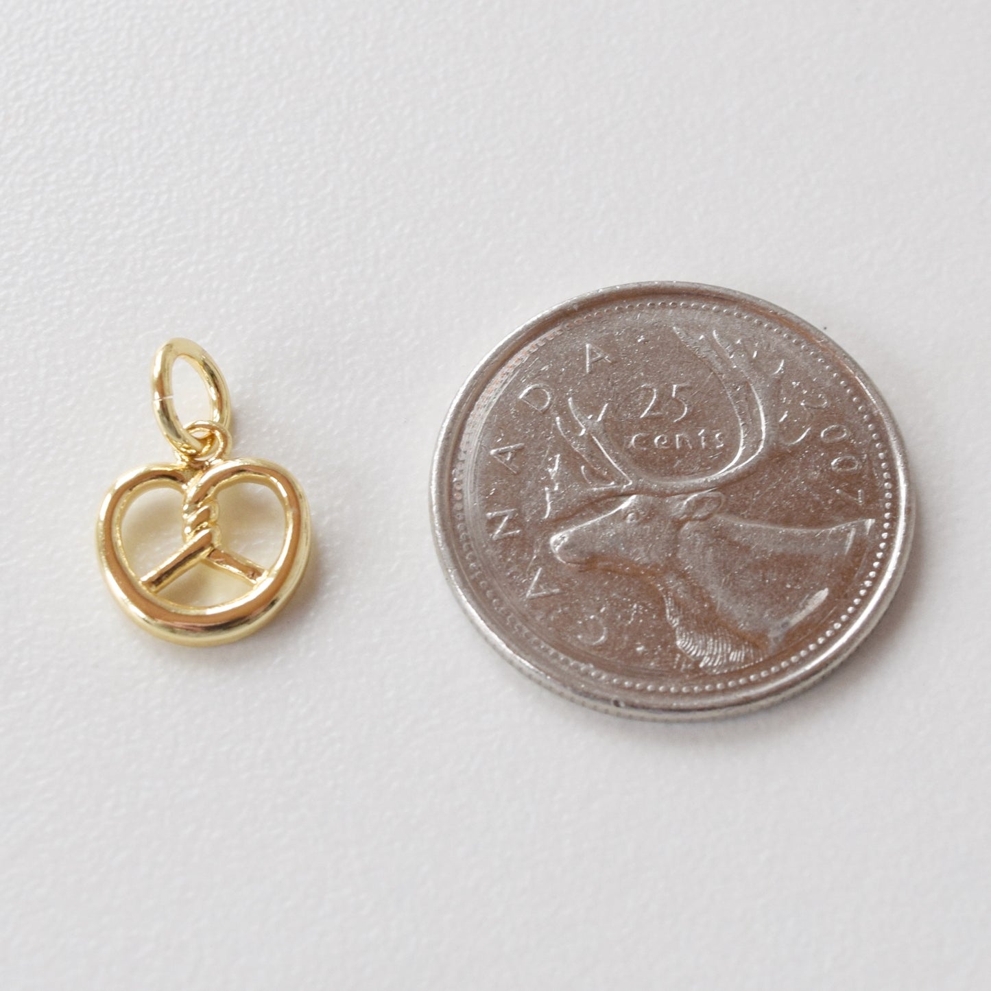 Necklace/Bracelet Charm - Pretzel