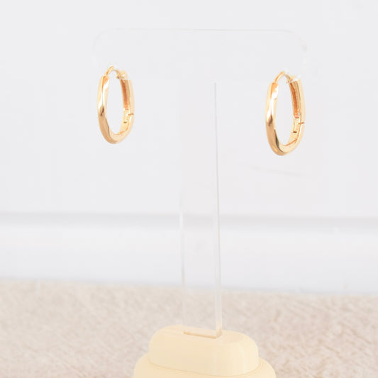 Gold Twist Oval Hoop
