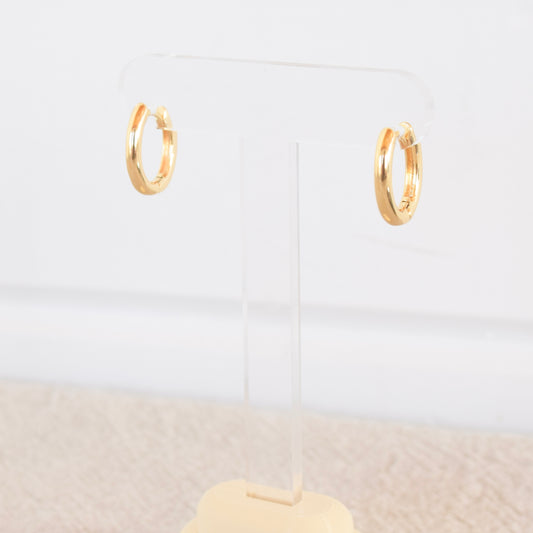 Gold Oval Classic Hoop