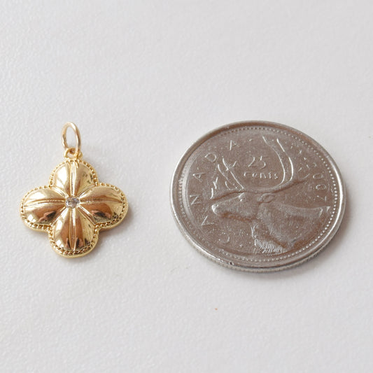 Necklace Charm - Large Clover